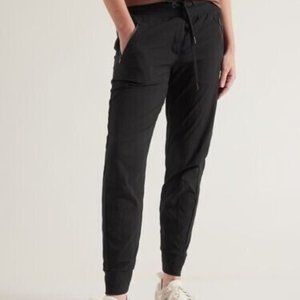 ATHLETA Trekkie North Jogger 4T Black Hiking Joggers, Travel Pants - NWT